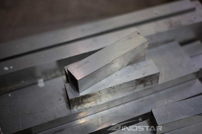Nhôm chưa gia công được sản xuất từ quặng nhôm